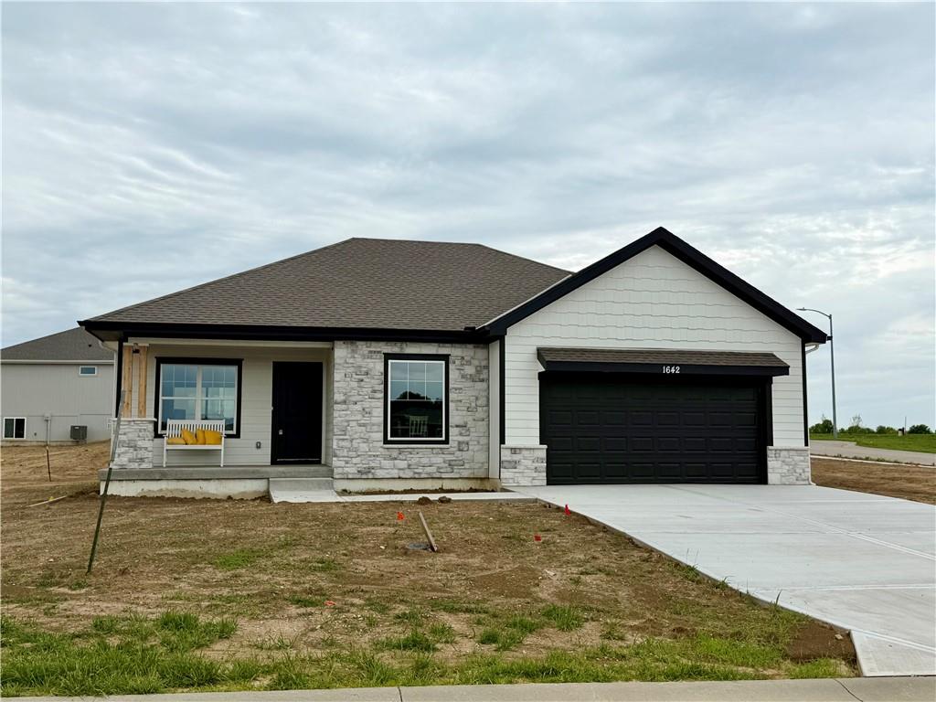 Photo of 1642 N 157th Terrace Basehor KS 66007