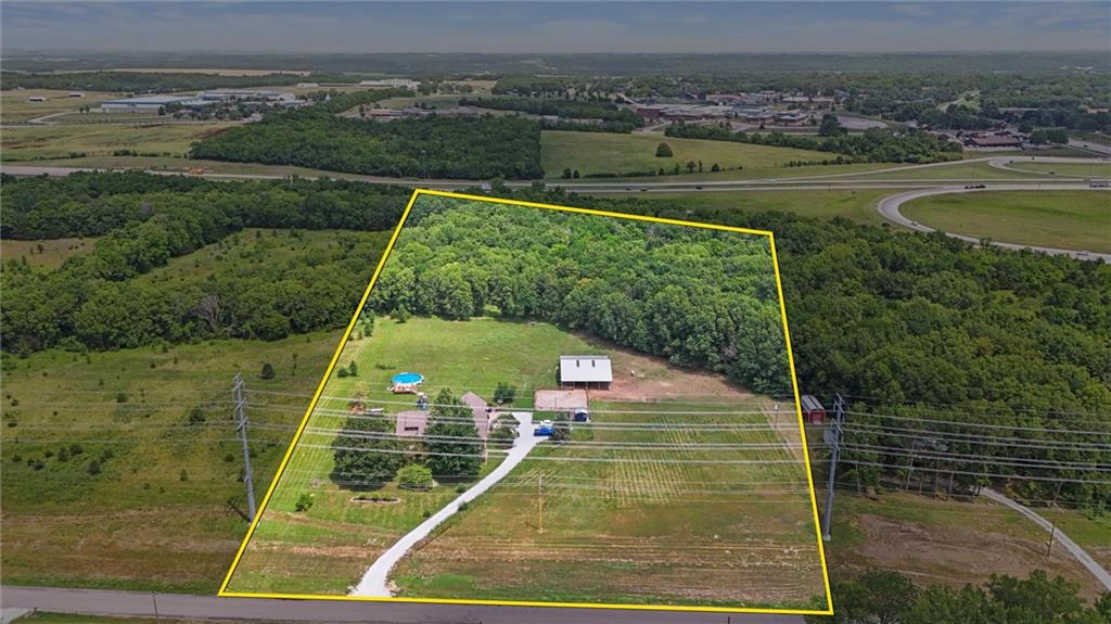 Photo of 34860 W 95th Street De Soto KS 66018
