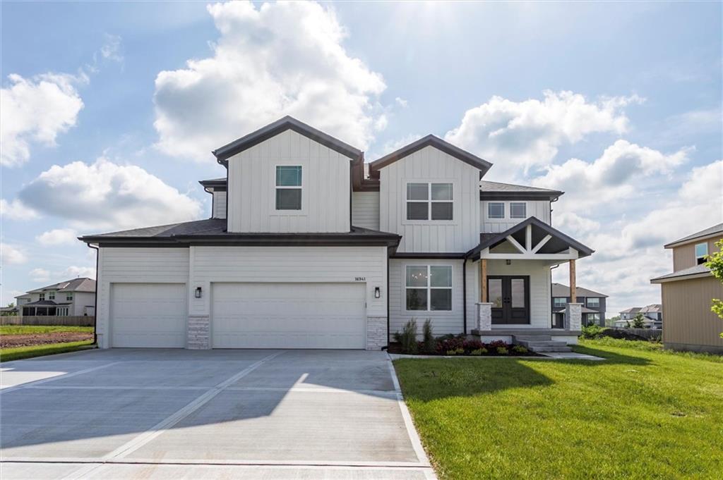 Photo of 16941 S Brentwood Street Olathe KS 66062