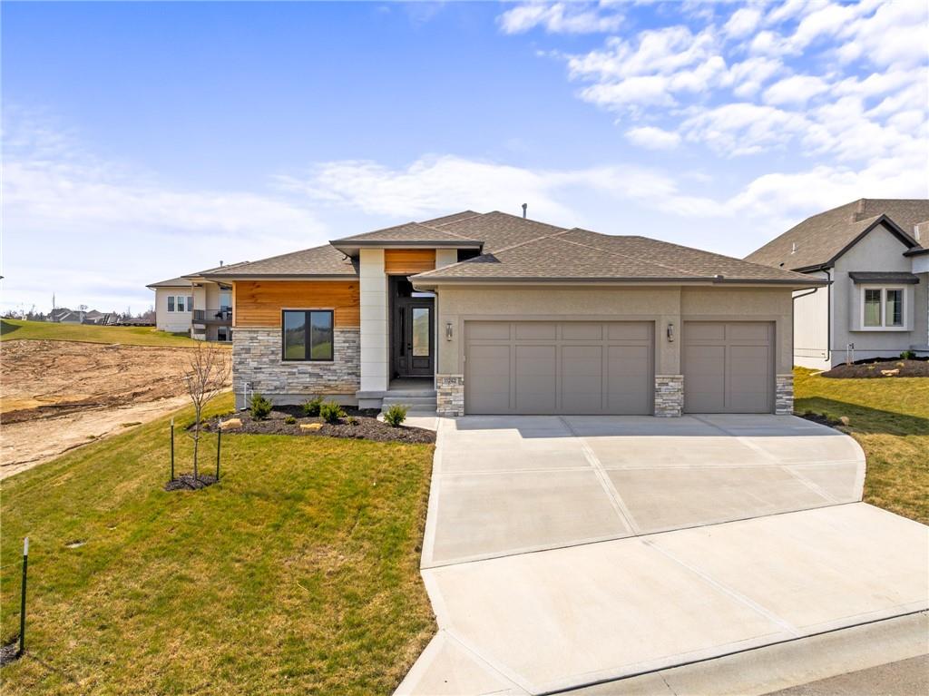 Photo of 11242 S Sunray Drive Olathe KS 66061