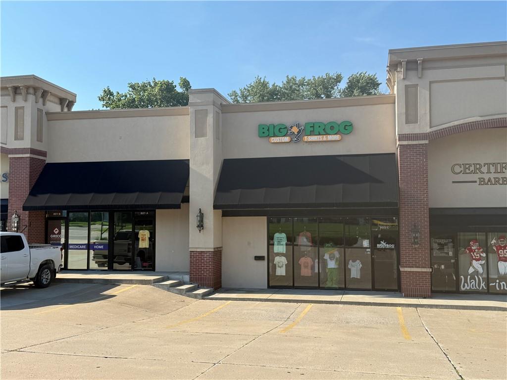 Photo of 805 W Main # C Street Blue Springs MO 64015