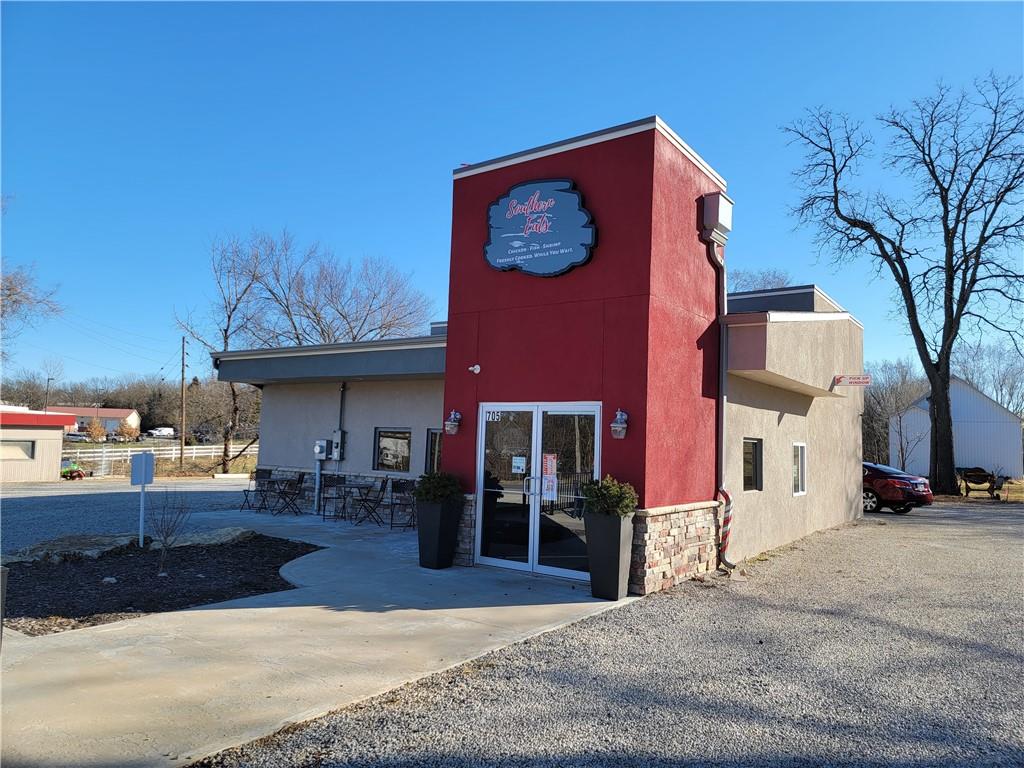Photo of 705 N Pearl Street Paola KS 66071