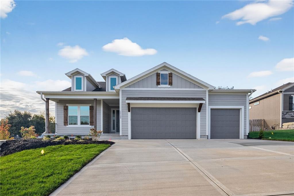 Photo of 14198 S Pickering Street Olathe KS 66061