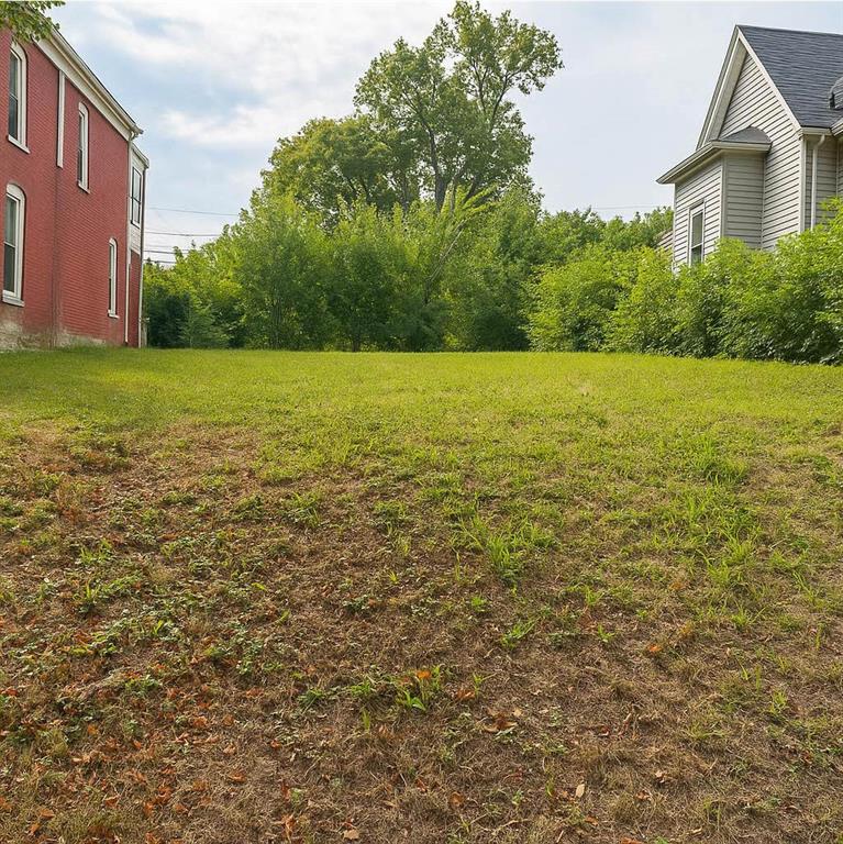 Photo of 812 Elmwood Avenue Kansas City MO 64124