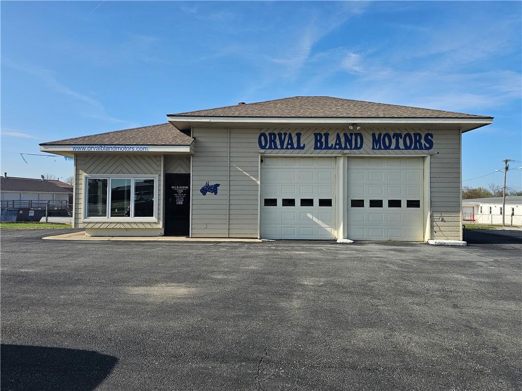 Photo of 119 W 54 Highway El Dorado Springs MO 64744