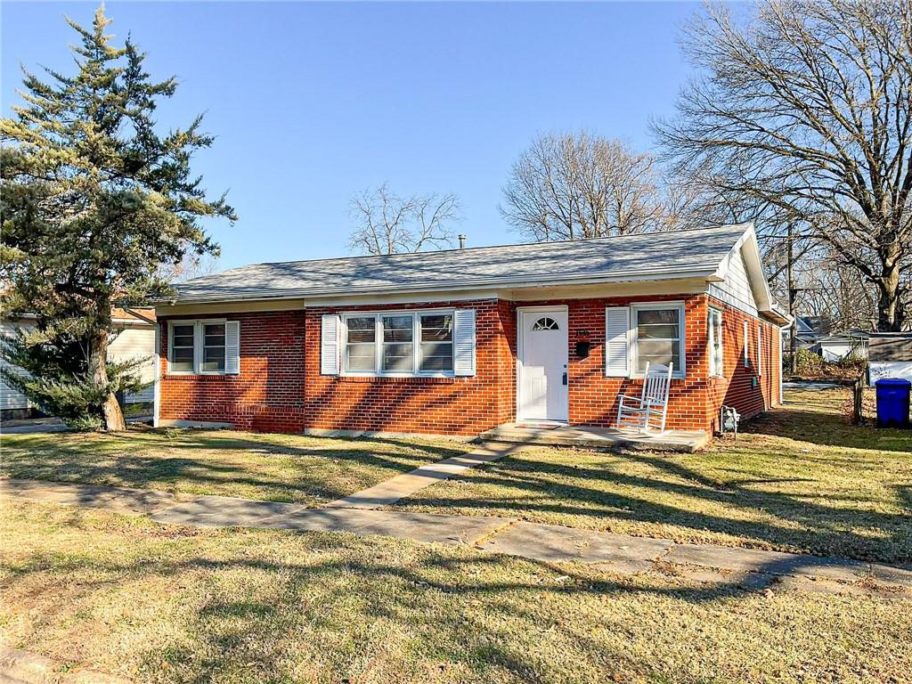 Photo of 1615 S Quincy Avenue Sedalia MO 65301