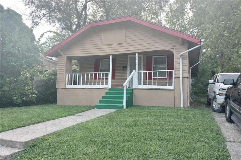 Photo of 5824 Park Avenue Kansas City MO 64130