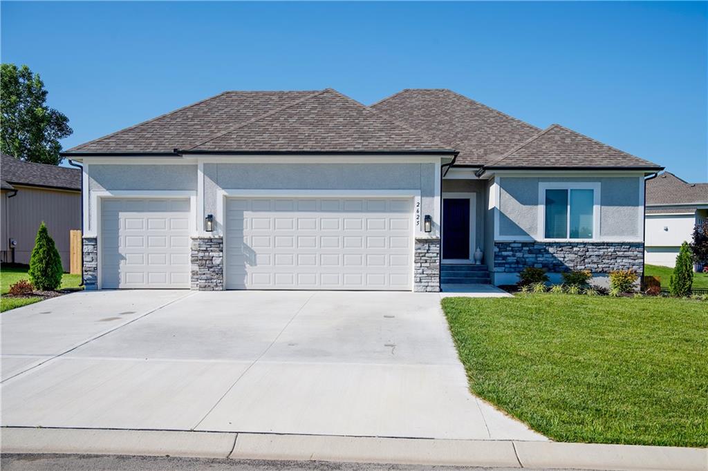 Photo of 2625 SW Summer Creek Place Blue Springs MO 64015
