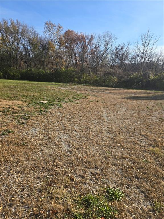 Photo of 405 E 85th Street Kansas City MO 64131
