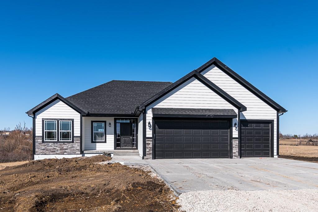 Photo of 939 168th Court Basehor KS 66007