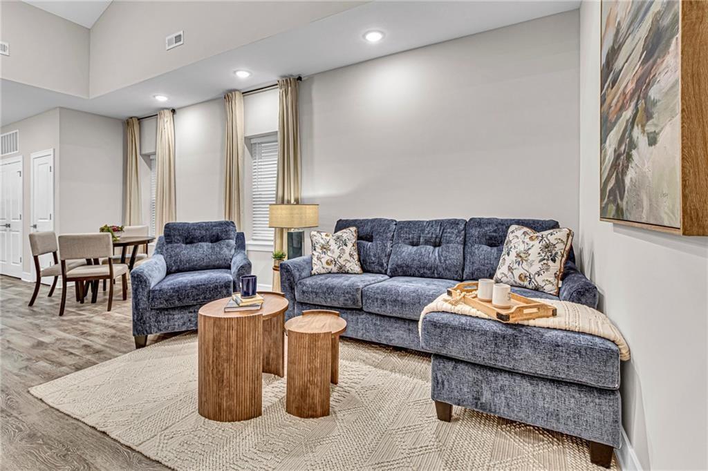Photo of 5824 Hunter Court Raytown MO 64133