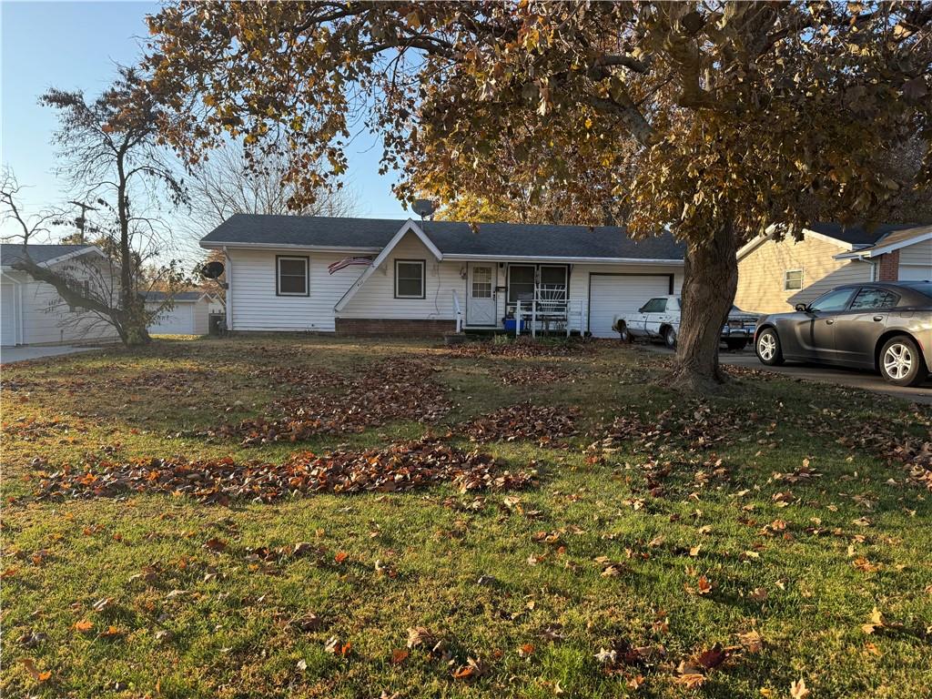 Photo of 411 Navajo Avenue Hiawatha KS 66434
