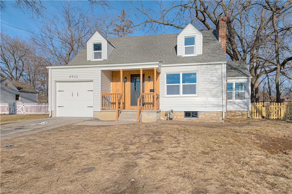 Photo of 4933 Parish Drive Roeland Park KS 66205