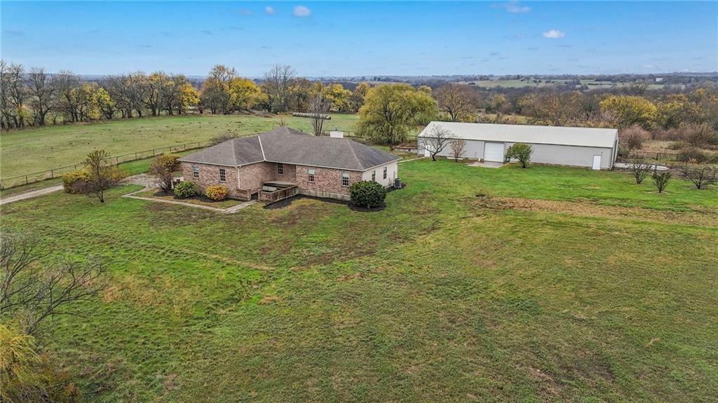 Photo of 33270 Switzer Road Paola KS 66071