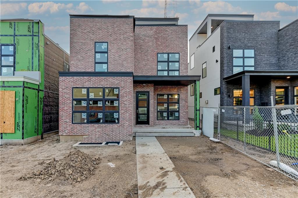 Photo of 3116 Oak Street Kansas City MO 64111