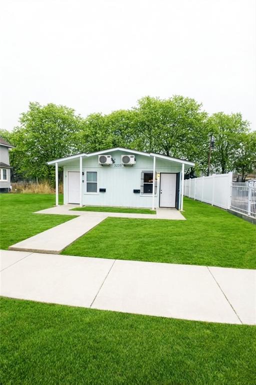 Photo of 3235 College Avenue Kansas City MO 64128