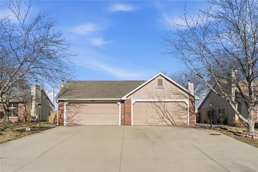 Photo of 4624 Hearthside Drive Lawrence KS 66049