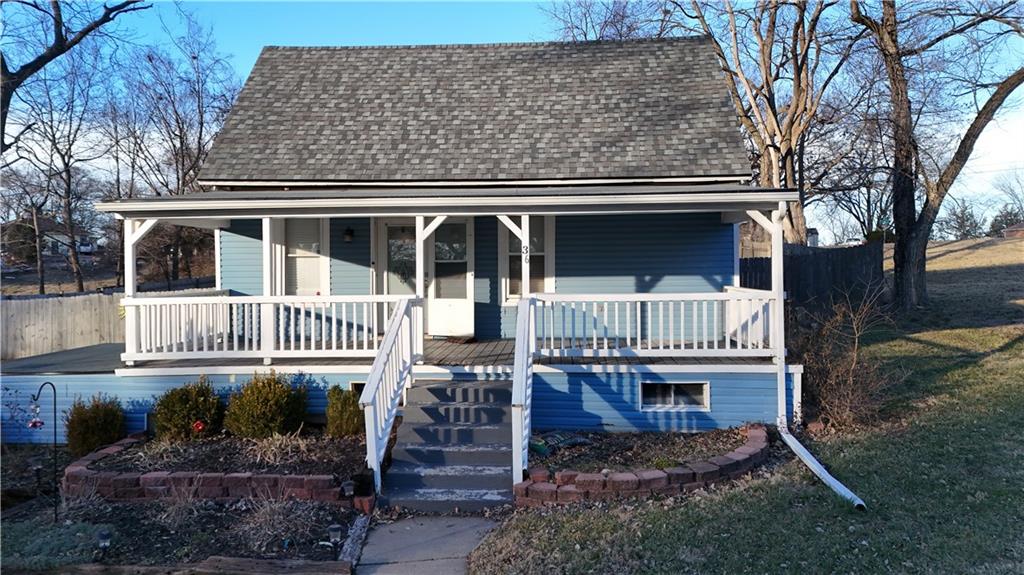 Photo of 36 Logan Street Leavenworth KS 66048