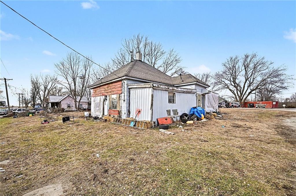 Photo of 313 E 3rd Street Altamont MO 64620