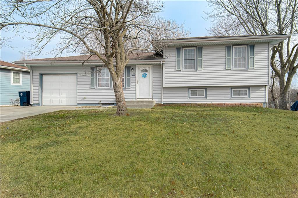 Photo of 7307 NW Winter Avenue Kansas City MO 64152