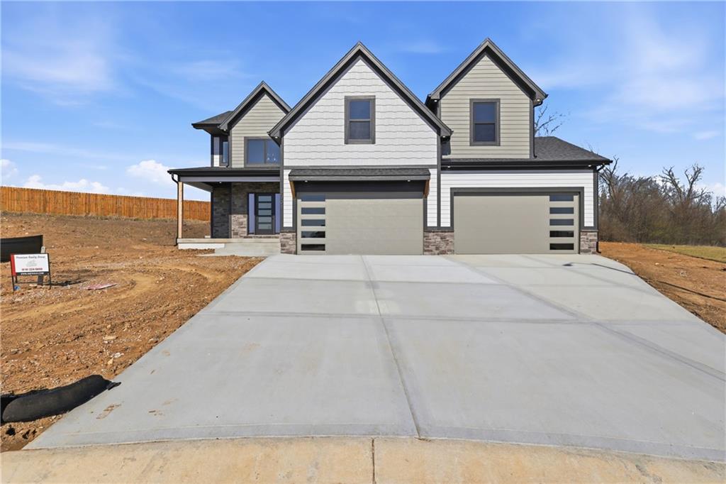 Photo of 7901 Hoot Owl Street Blue Springs MO 64014