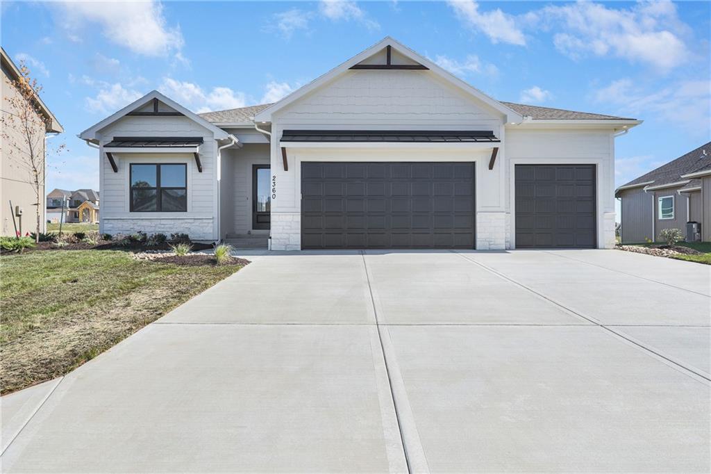 Photo of 7920 SE Hoot Owl Street Blue Springs MO 64014