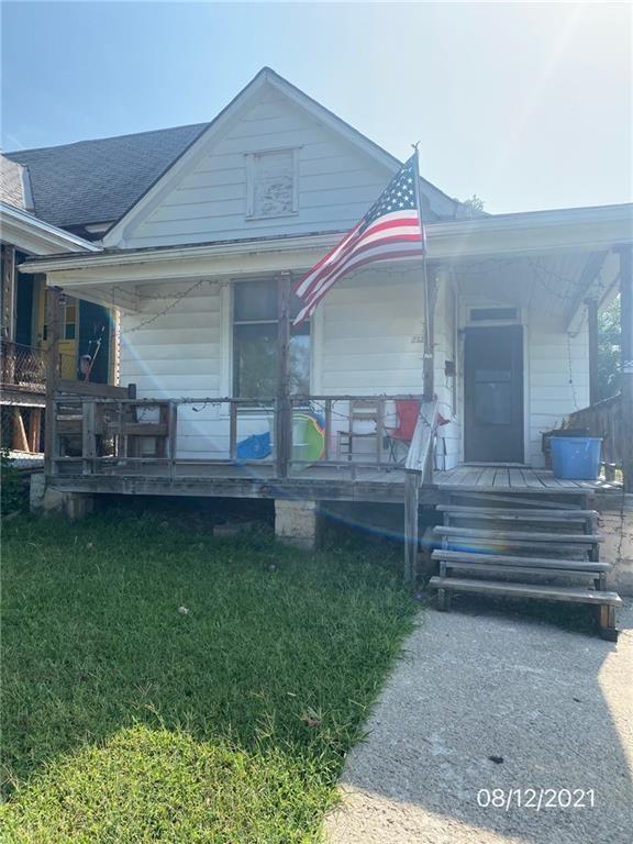 Photo of 2325 Fairmount Avenue Kansas City MO 64108