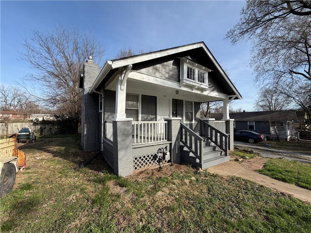 Photo of 1915 S Overton Avenue Independence MO 64052