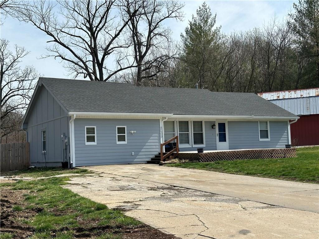 Photo of 2409 Cherry Drive Oak Grove MO 64075