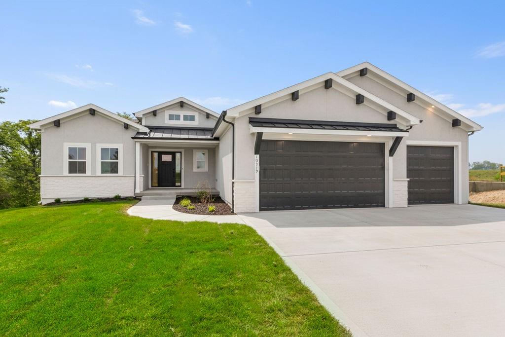 Photo of 16980 S Bradley Drive Olathe KS 66062