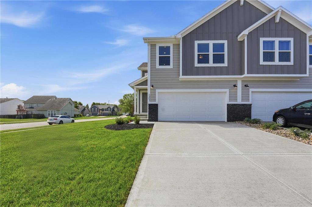 Photo of 1303 S 4th Street Louisburg KS 66053