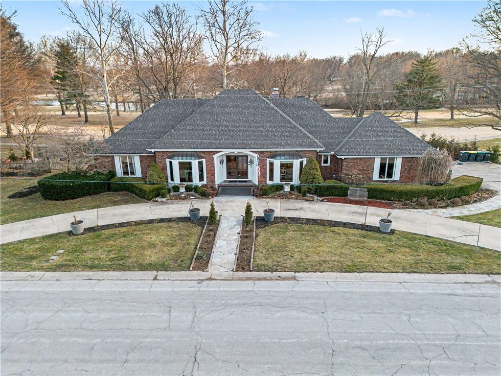 Photo of 204 NW Golfview Drive Blue Springs MO 64014