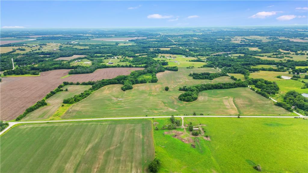 Photo of Tract 3 E State Route 2 Highway Garden City MO 64747