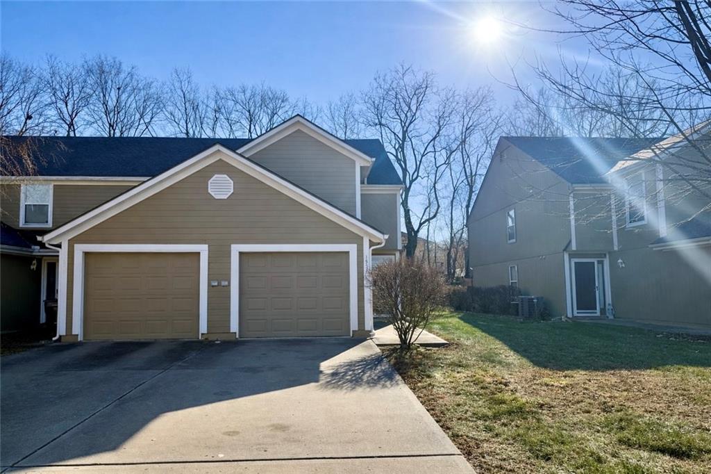 Photo of 15521 E 48th Street Kansas City MO 64136