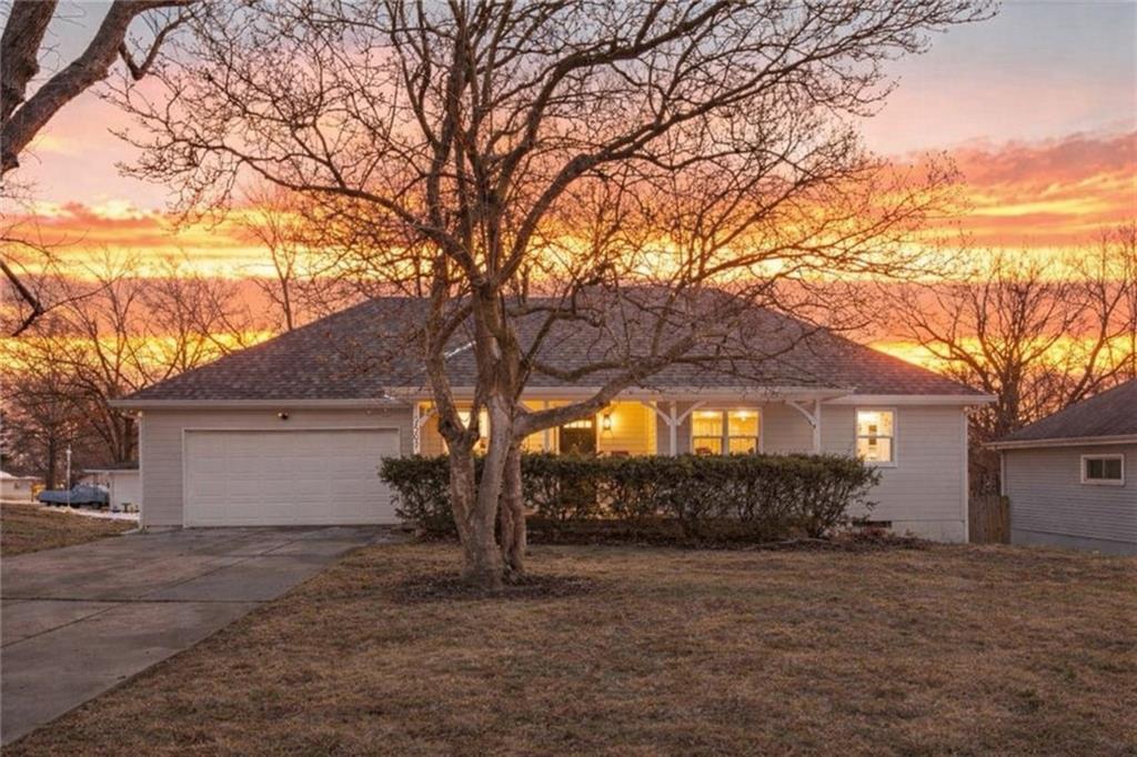 Photo of 9509 E 79th Street Raytown MO 64138