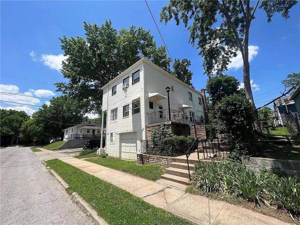 Photo of 1206-1208 W White Oak Street Independence MO 64050