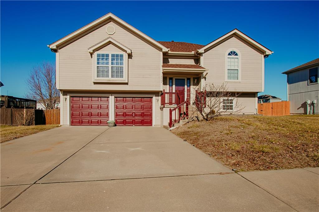 Photo of 12204 WHITE OAK Street Peculiar MO 64078