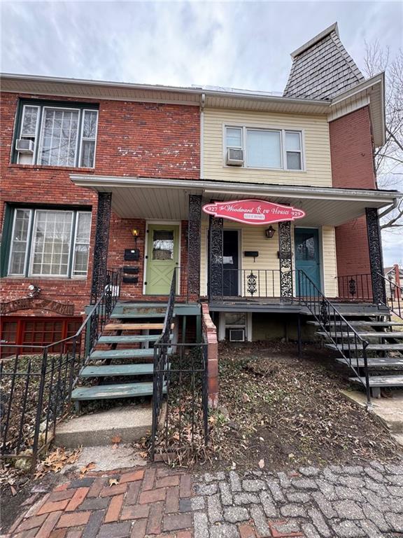 Photo of 927 SW Huntoon Street Topeka KS 66604