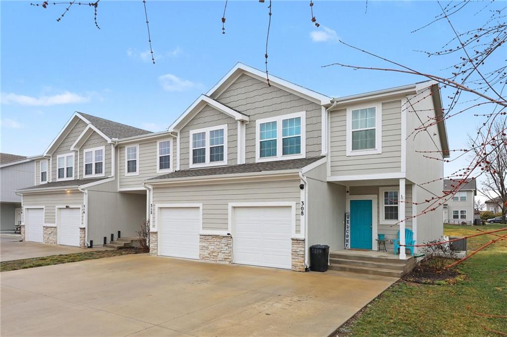 Photo of 316 N 5th Terrace Louisburg KS 66053