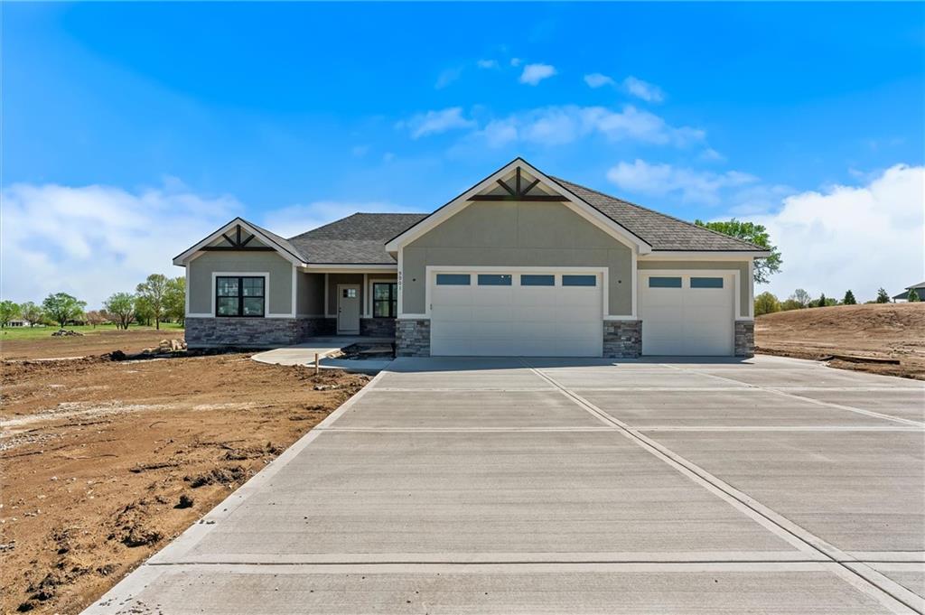 Photo of 9901 Stockdale Road Liberty MO 64068