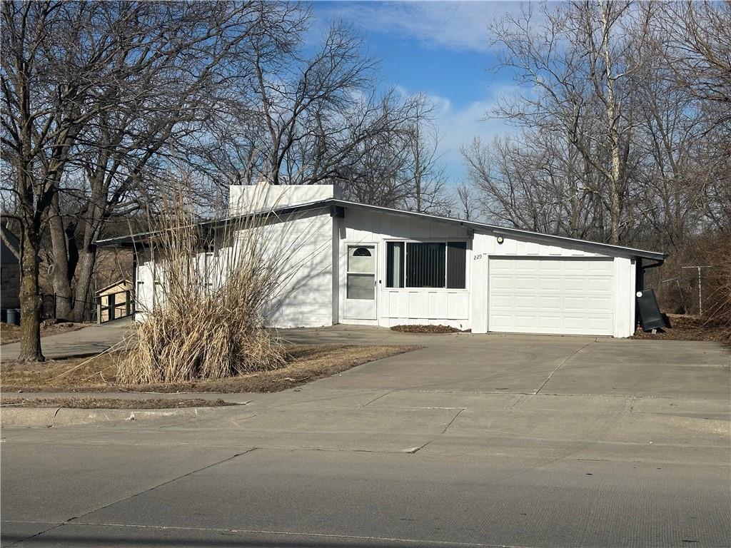 Photo of 229 W 16th Street Maryville MO 64468