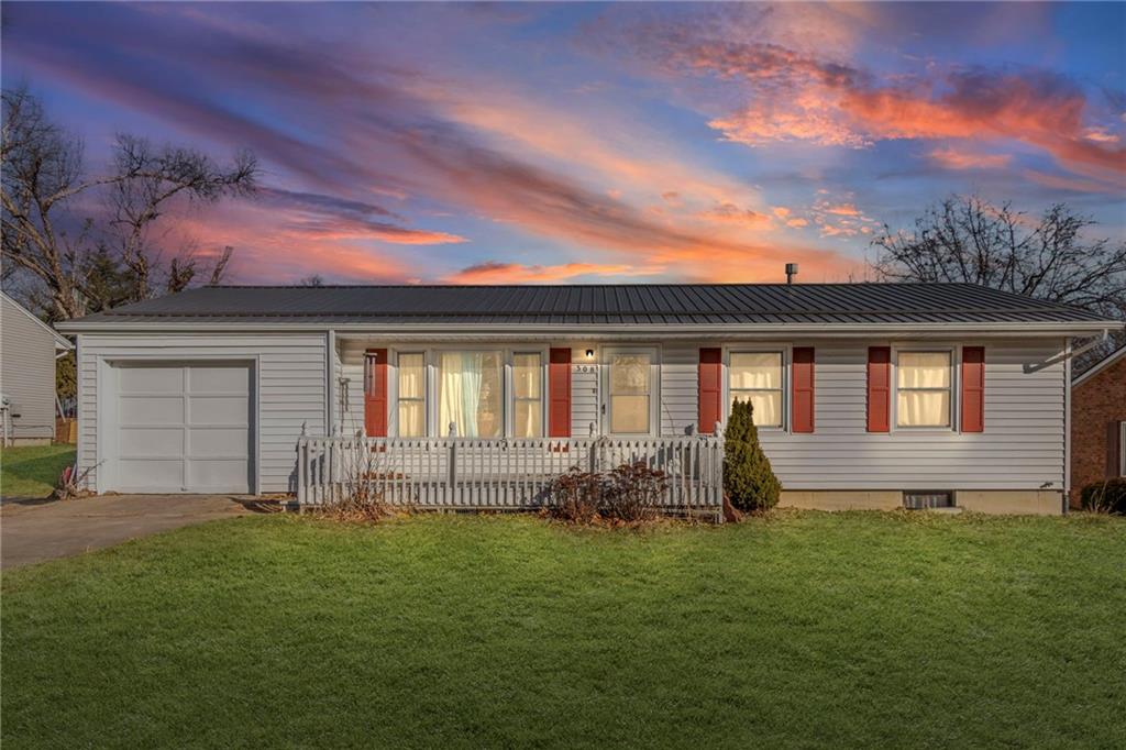 Photo of 308 W 9th Street Carrollton MO 64633