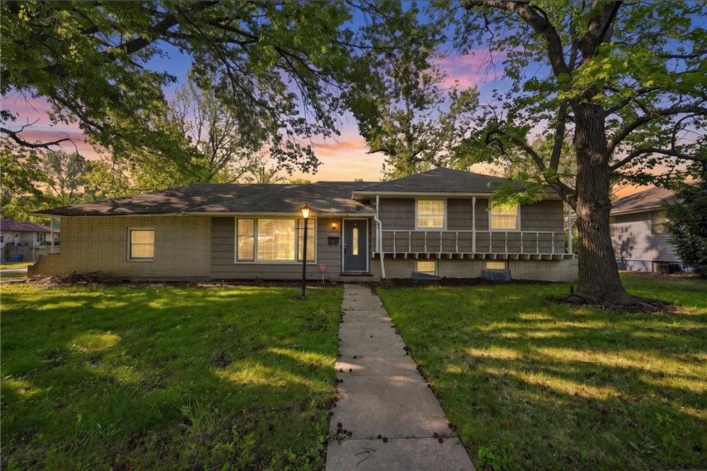 Photo of 8705 E 83rd Terrace Raytown MO 64138
