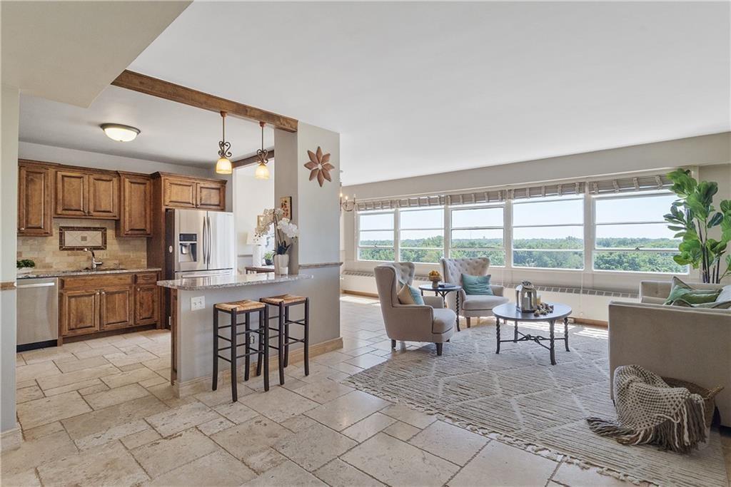 Photo of 333 W meyer Boulevard #1215 Kansas City MO 64113
