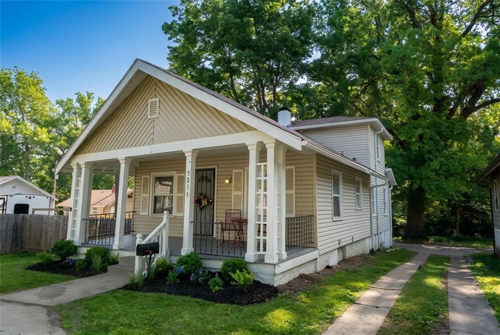 Photo of 7211 LYDIA Avenue Kansas City MO 64131