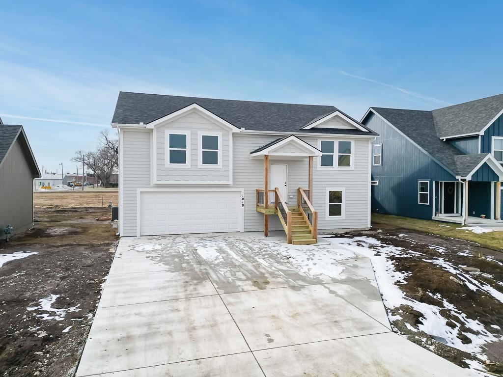 Photo of 1003 2nd Street Perry KS 66073