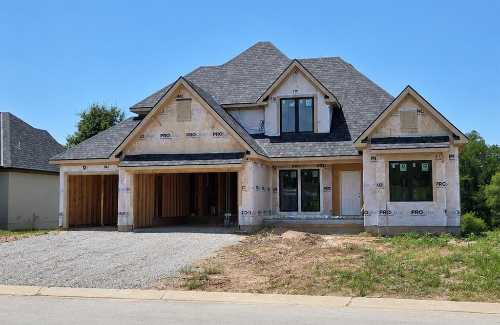 Photo of 8740 N LEWIS Avenue Kansas City MO 64157