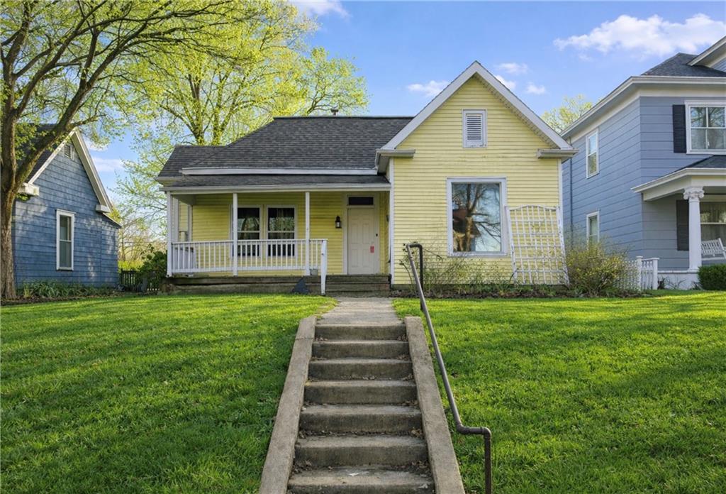 Photo of 1703 Main Street Lexington MO 64067