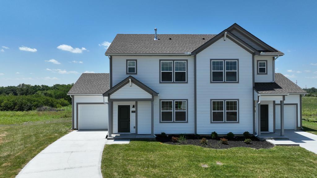 Photo of 12400 S Acacia Drive Lee's Summit MO 64086