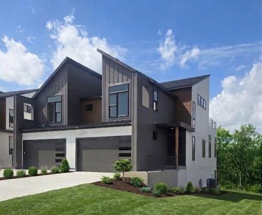Photo of 9309 Aminda Street Lenexa KS 66227